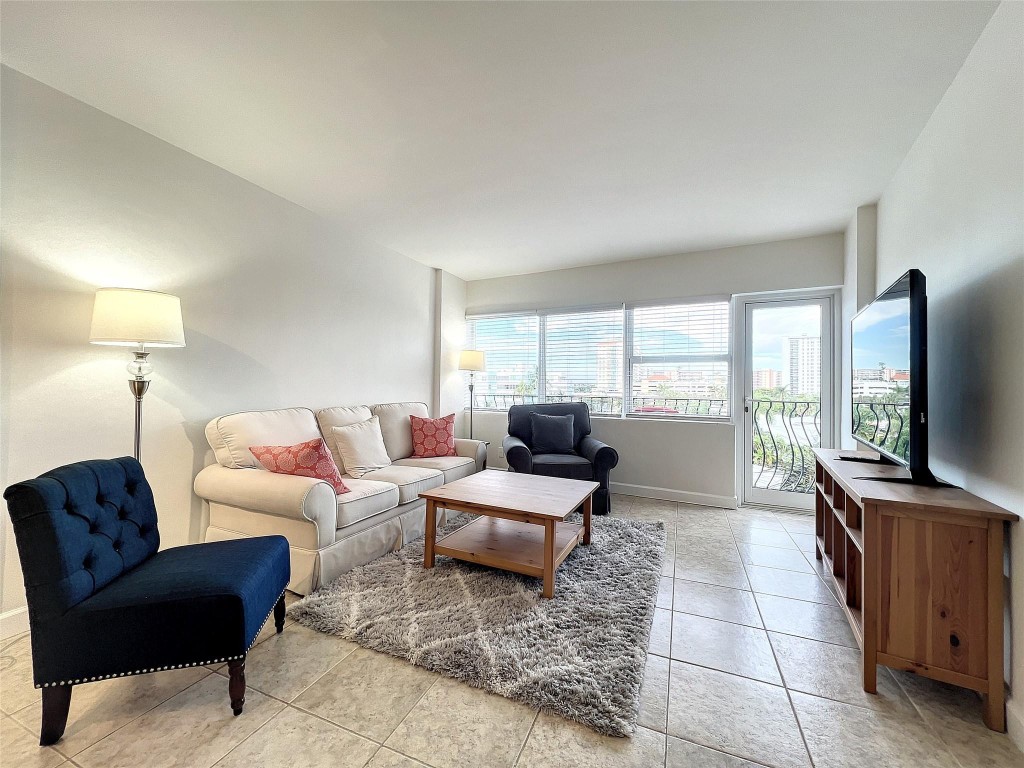 3250 NE 28th Street Unit: 506