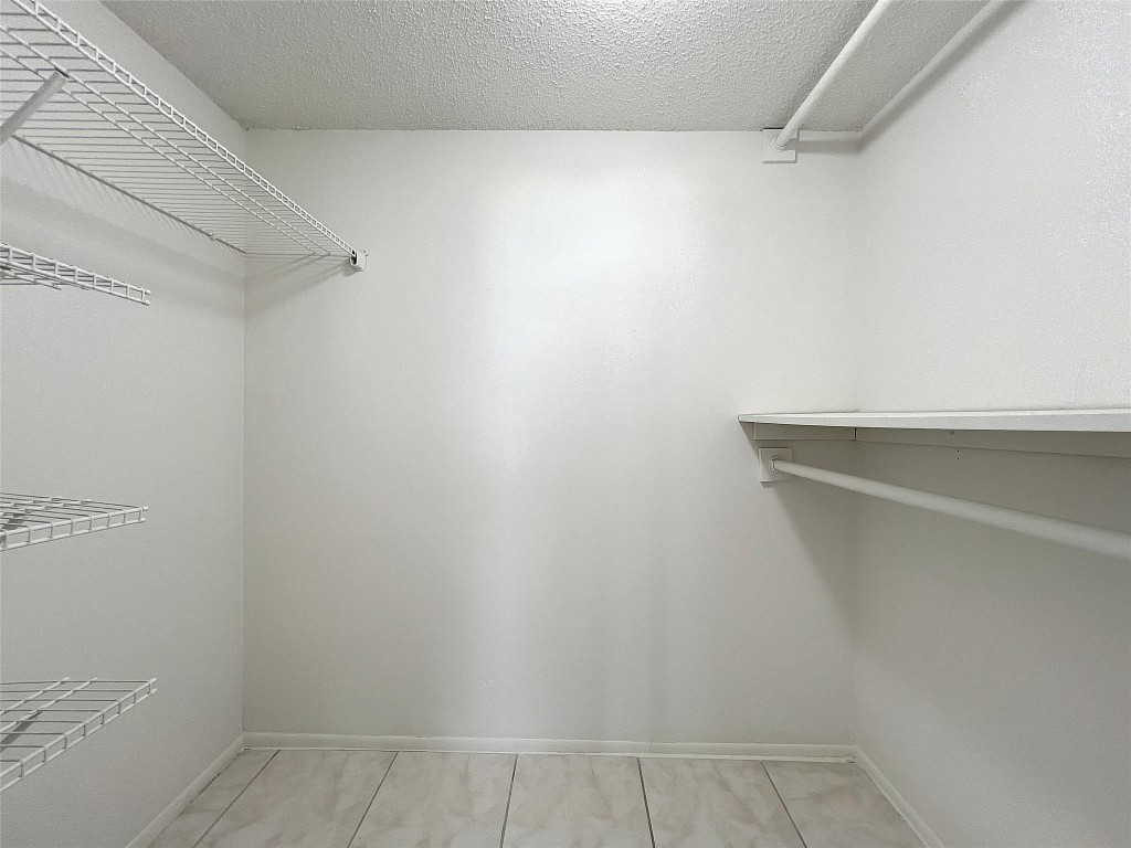 4501 NE 21st Ave Unit: 302