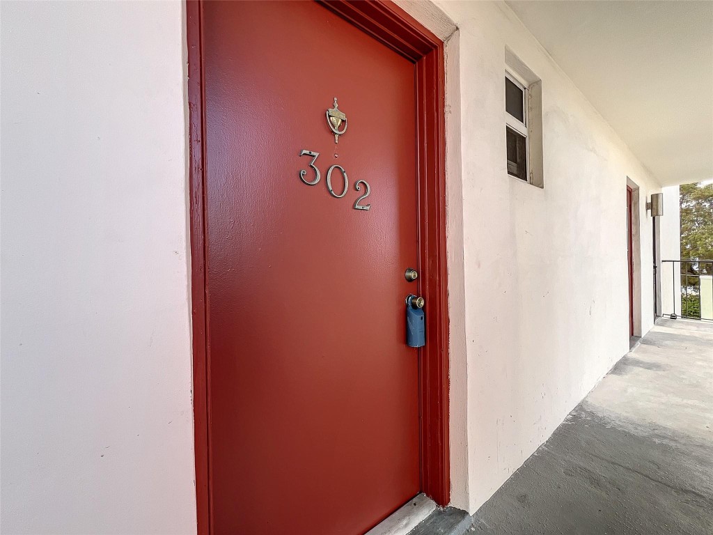 4501 NE 21st Ave Unit: 302