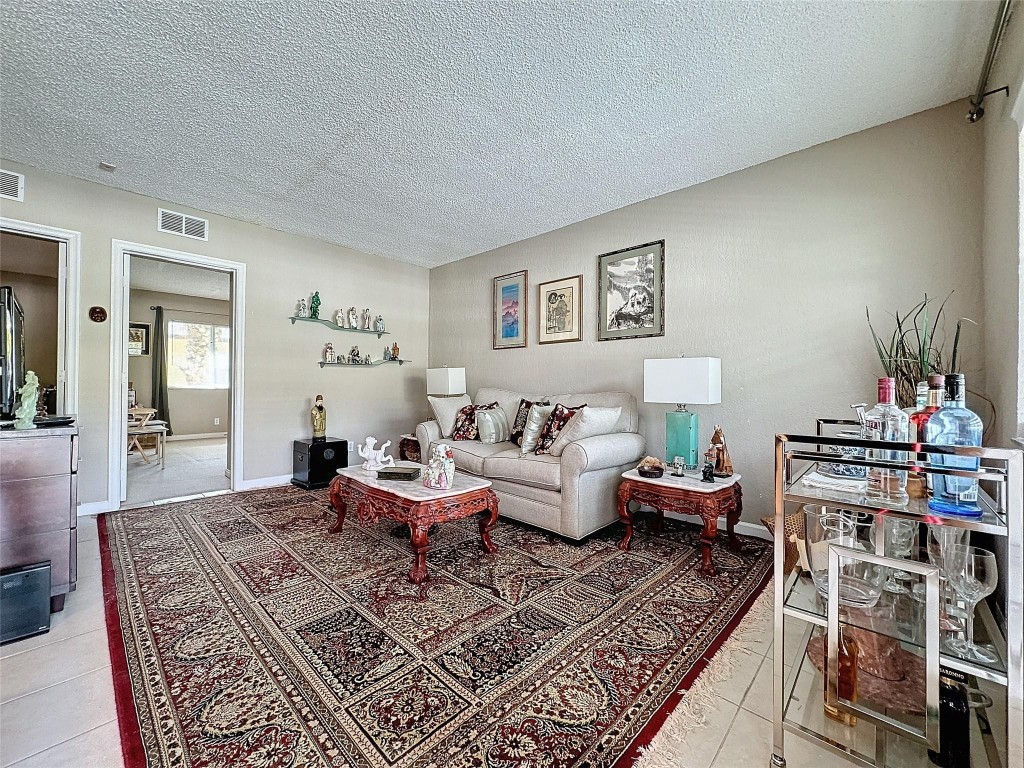 2660 NE 8th Ave Unit: 216