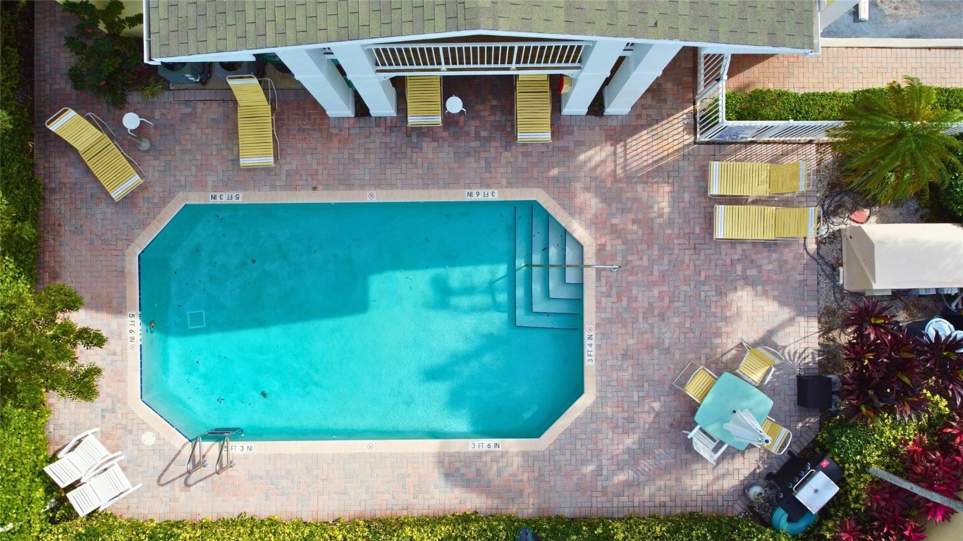 2660 NE 8th Ave Unit: 216