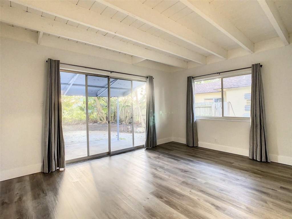 234 NE 9th Ave Unit: 234