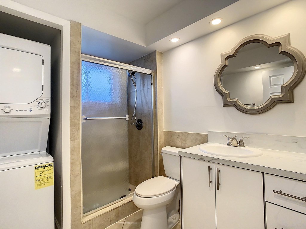 234 NE 9th Ave Unit: 234