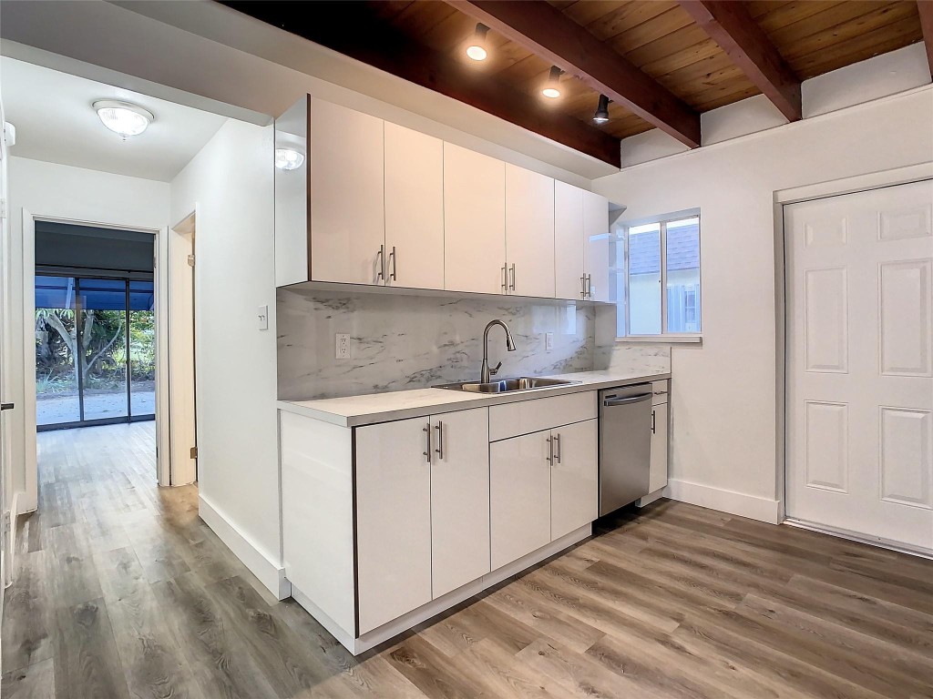 234 NE 9th Ave Unit: 234