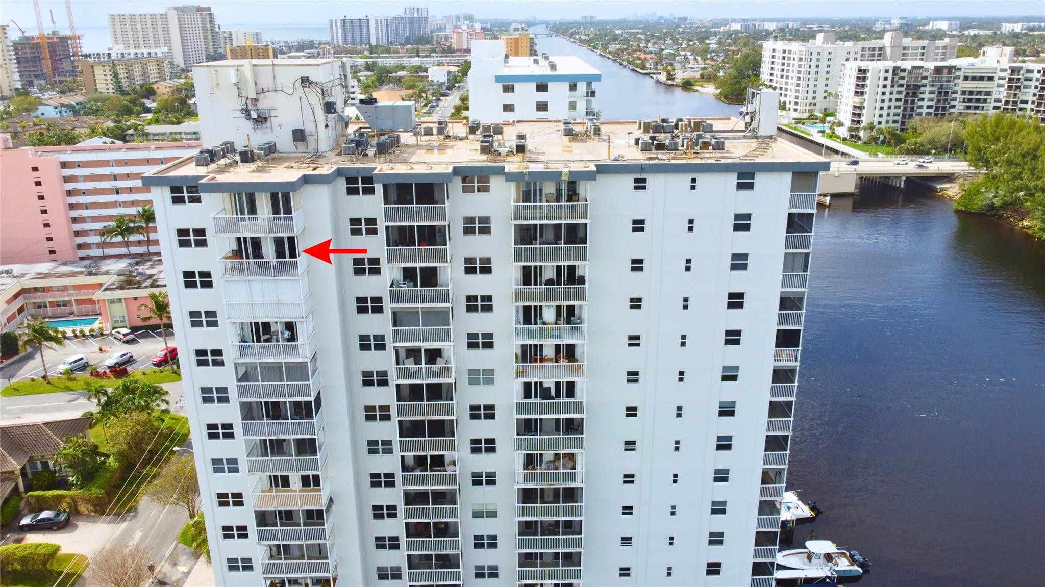 1505 N Riverside Drive 1408