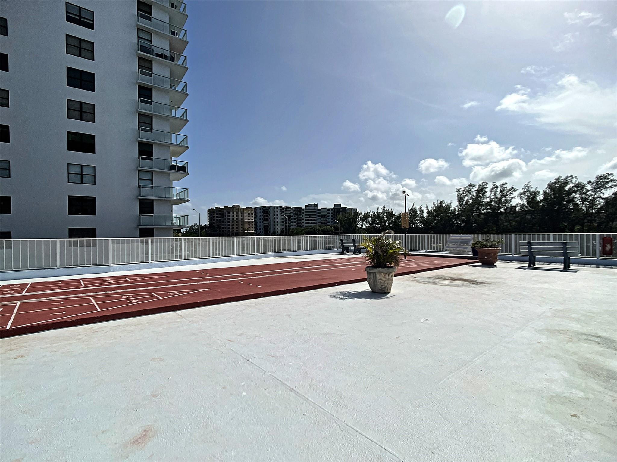 1505 N Riverside Drive 1408