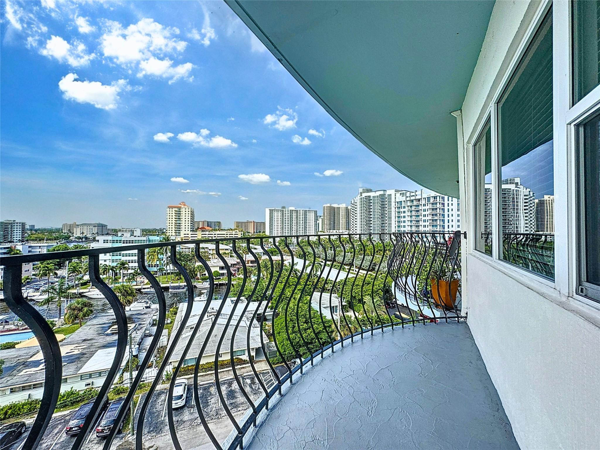 3250 NE 28th Street 809