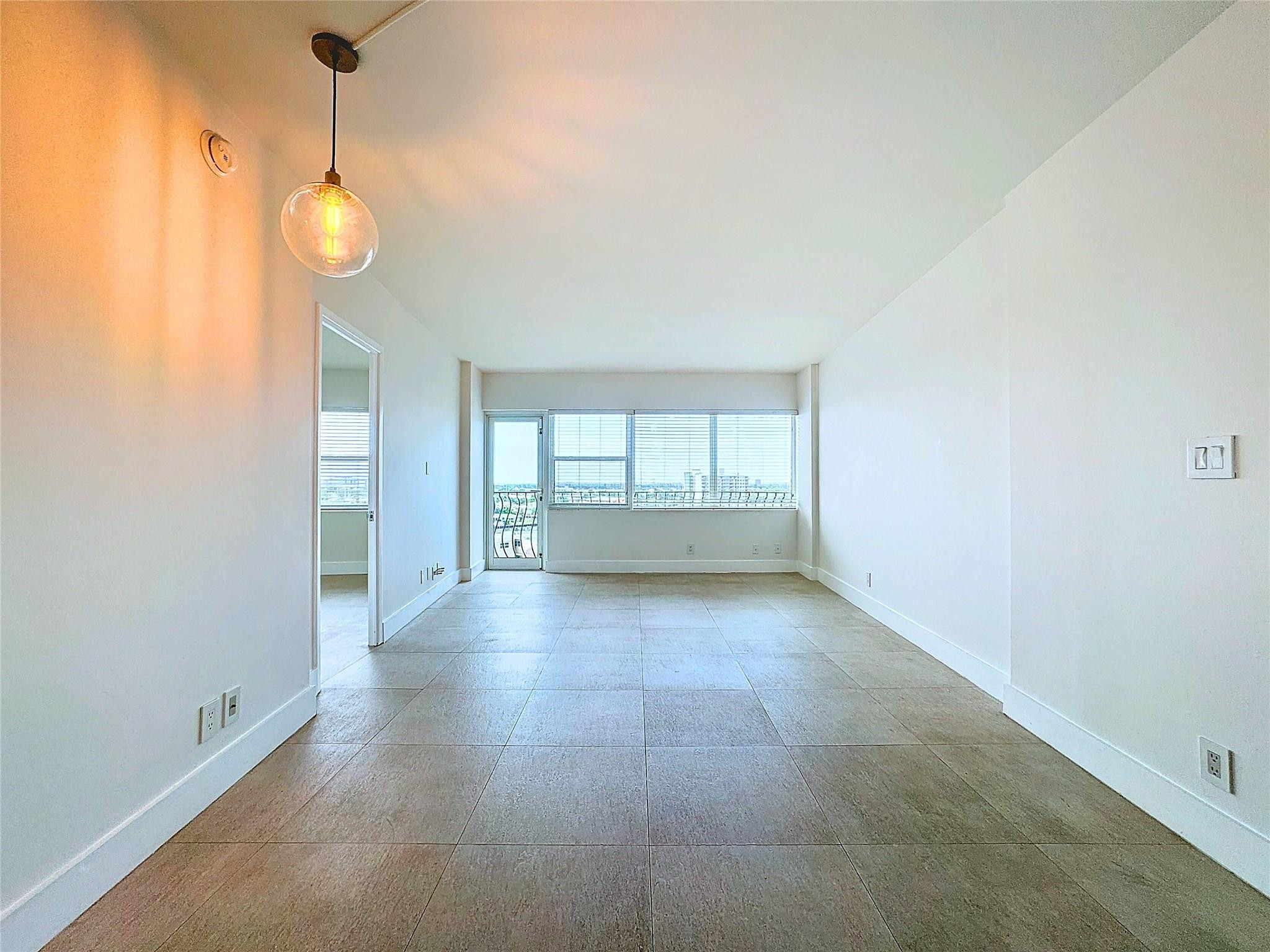 3250 NE 28th Street 809