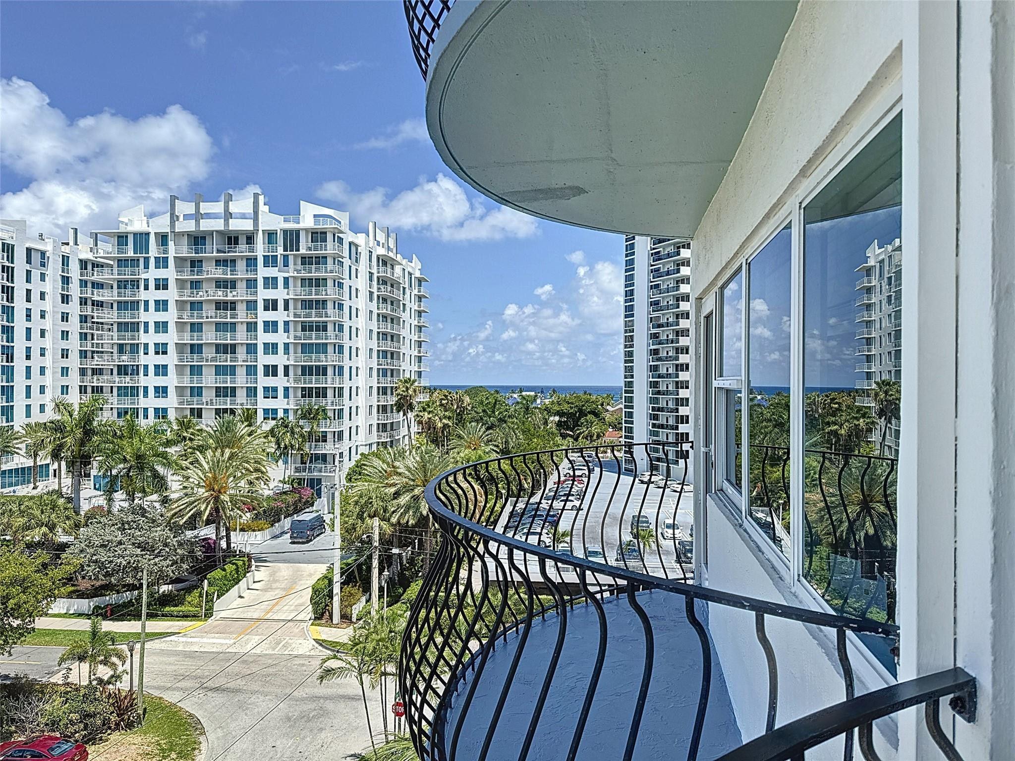 3250 NE 28th Street 707