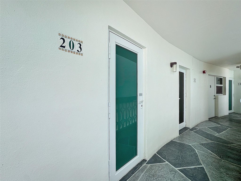 3250 NE 28th Street 203