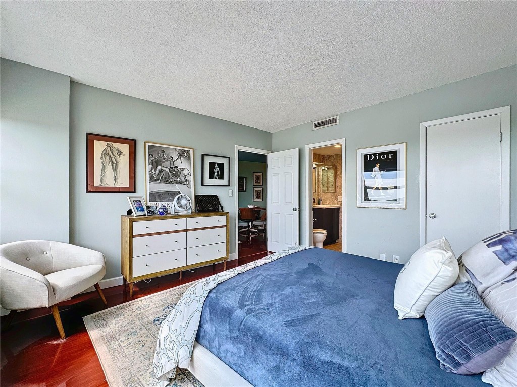 3250 NE 28th Street 712