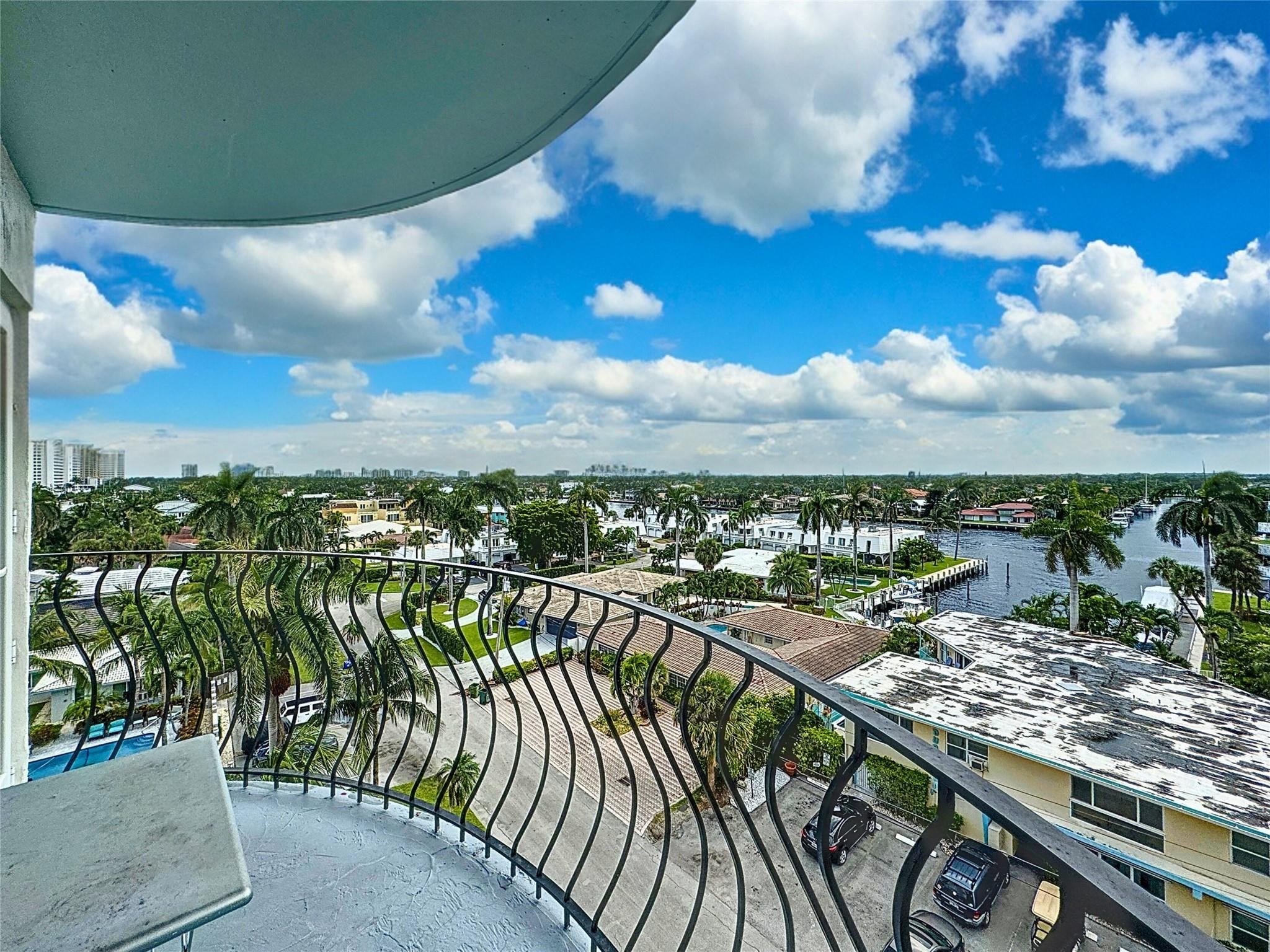 3250 NE 28th Street 712