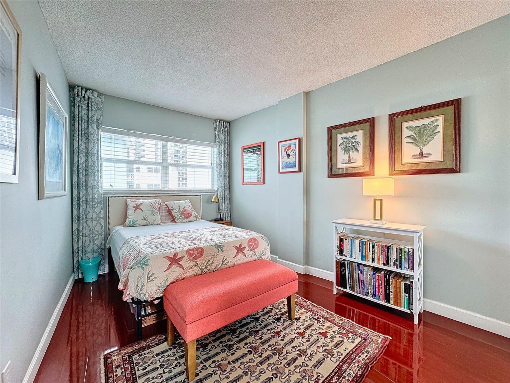 3250 NE 28th Street 712