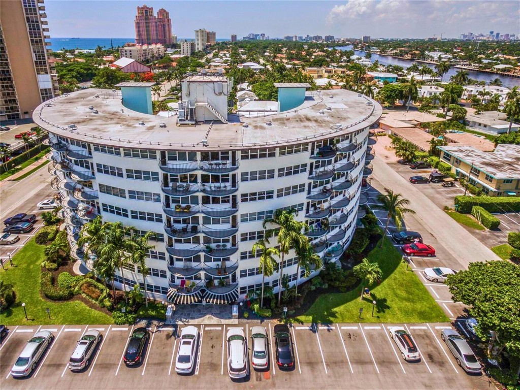 3250 NE 28th Street 712