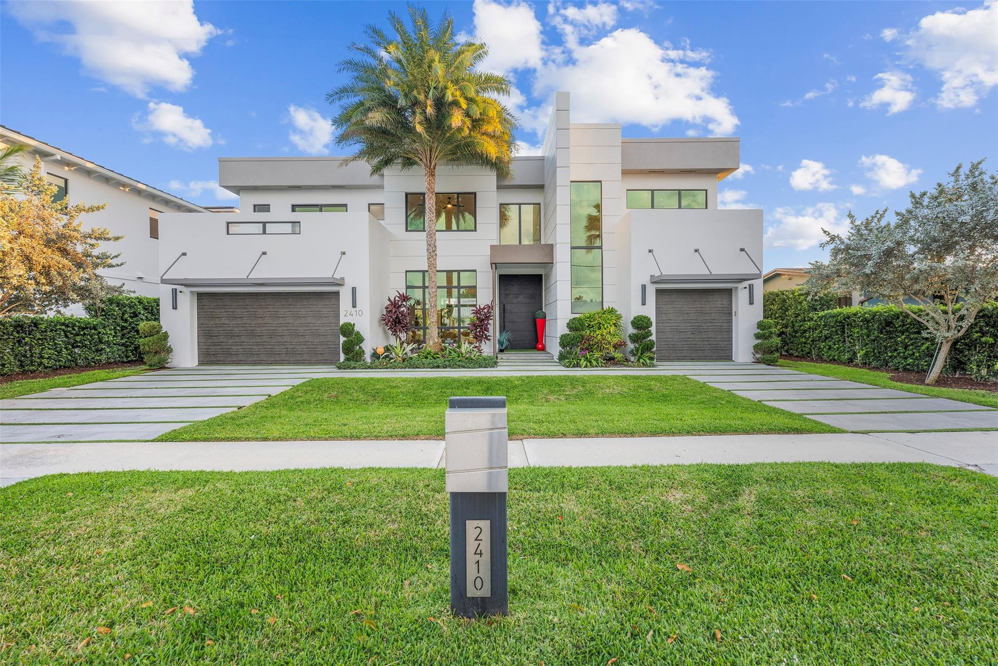 2410 NE 48th St