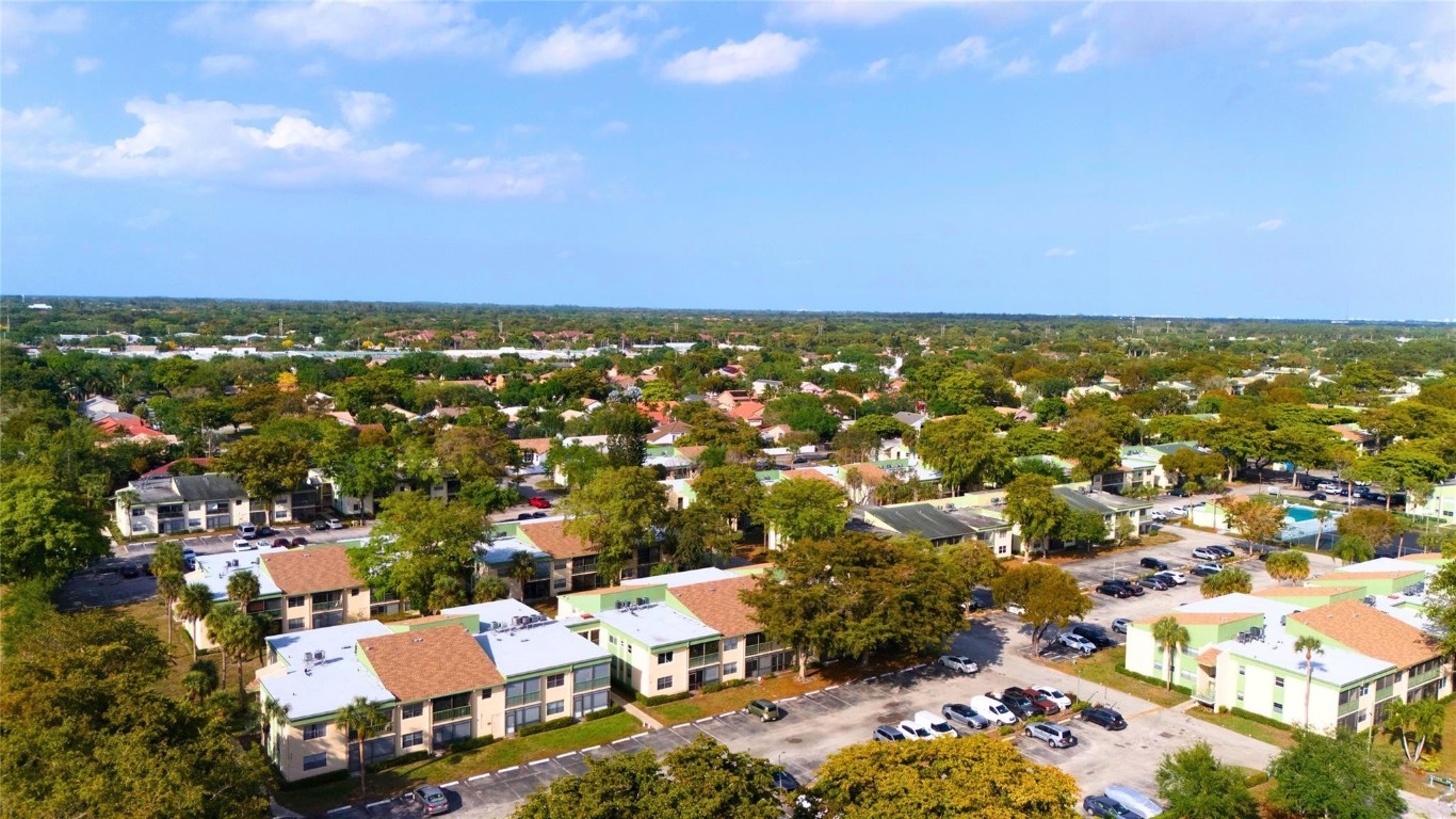 4168 NW 90th Avenue 106