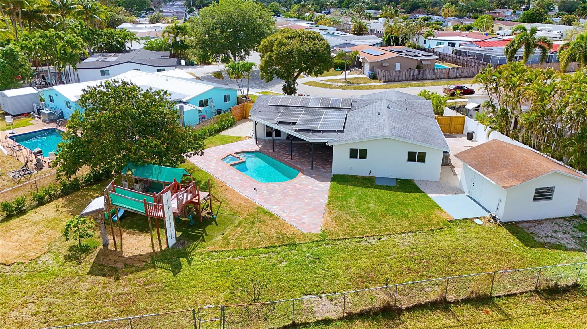 100 NW 65th Avenue