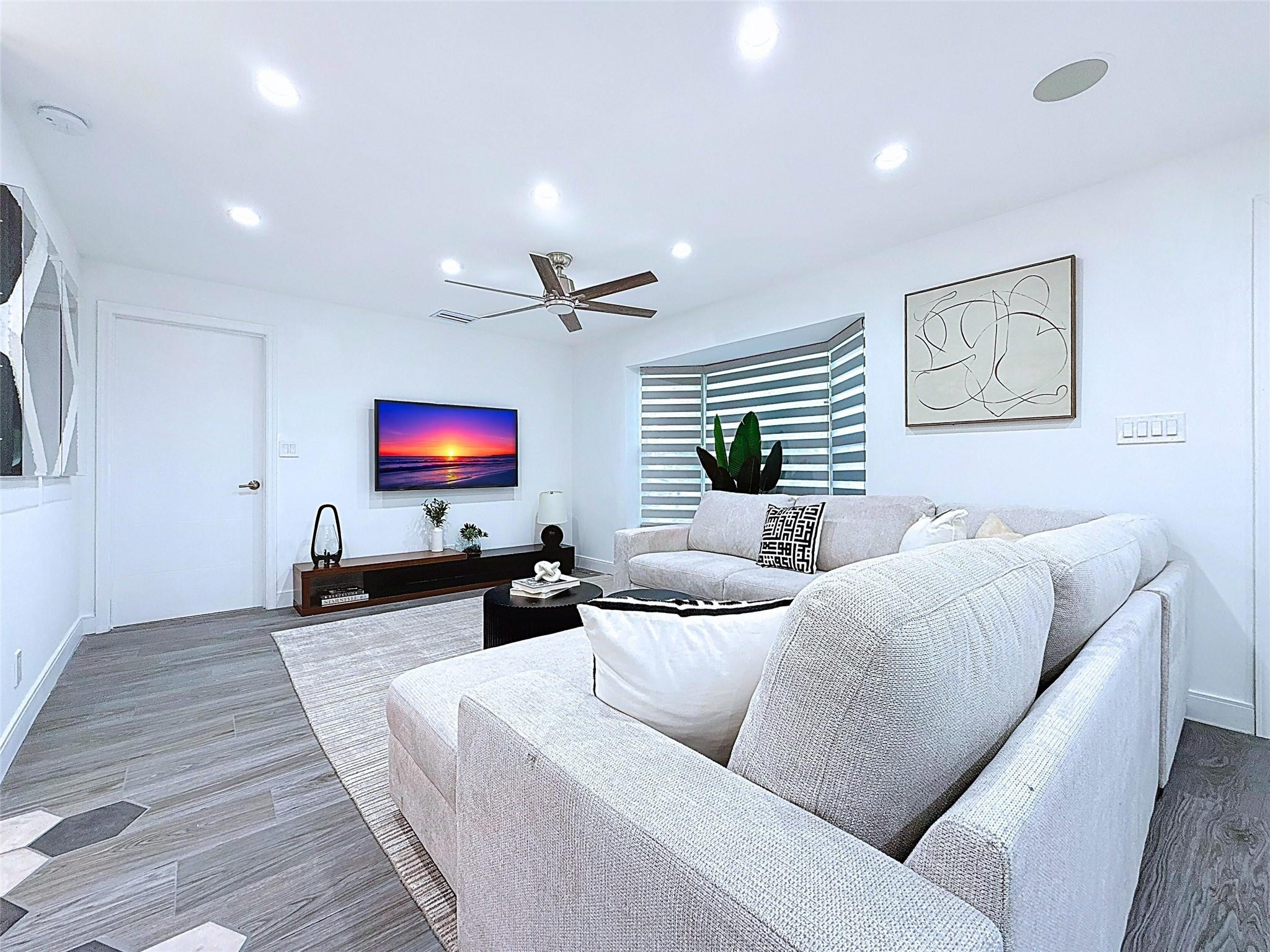 100 NW 65th Avenue
