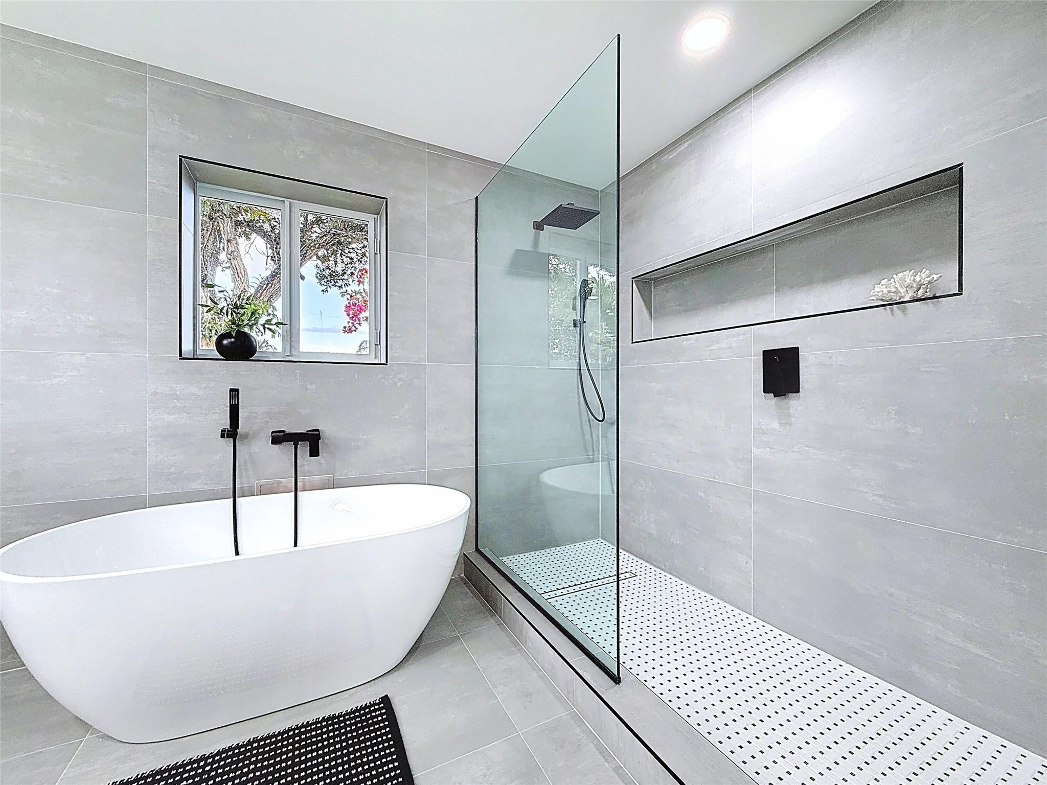 100 NW 65th Avenue