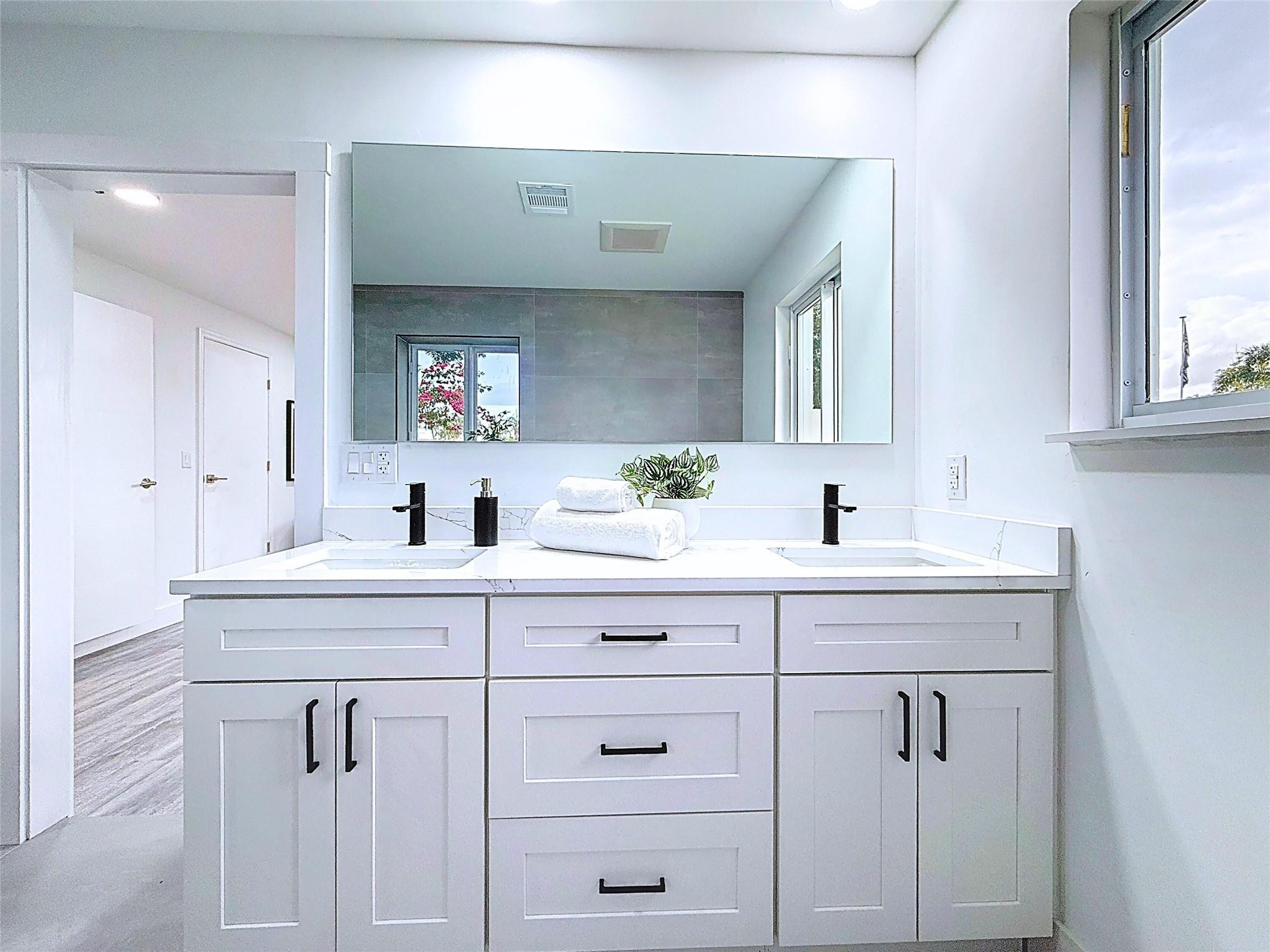100 NW 65th Avenue