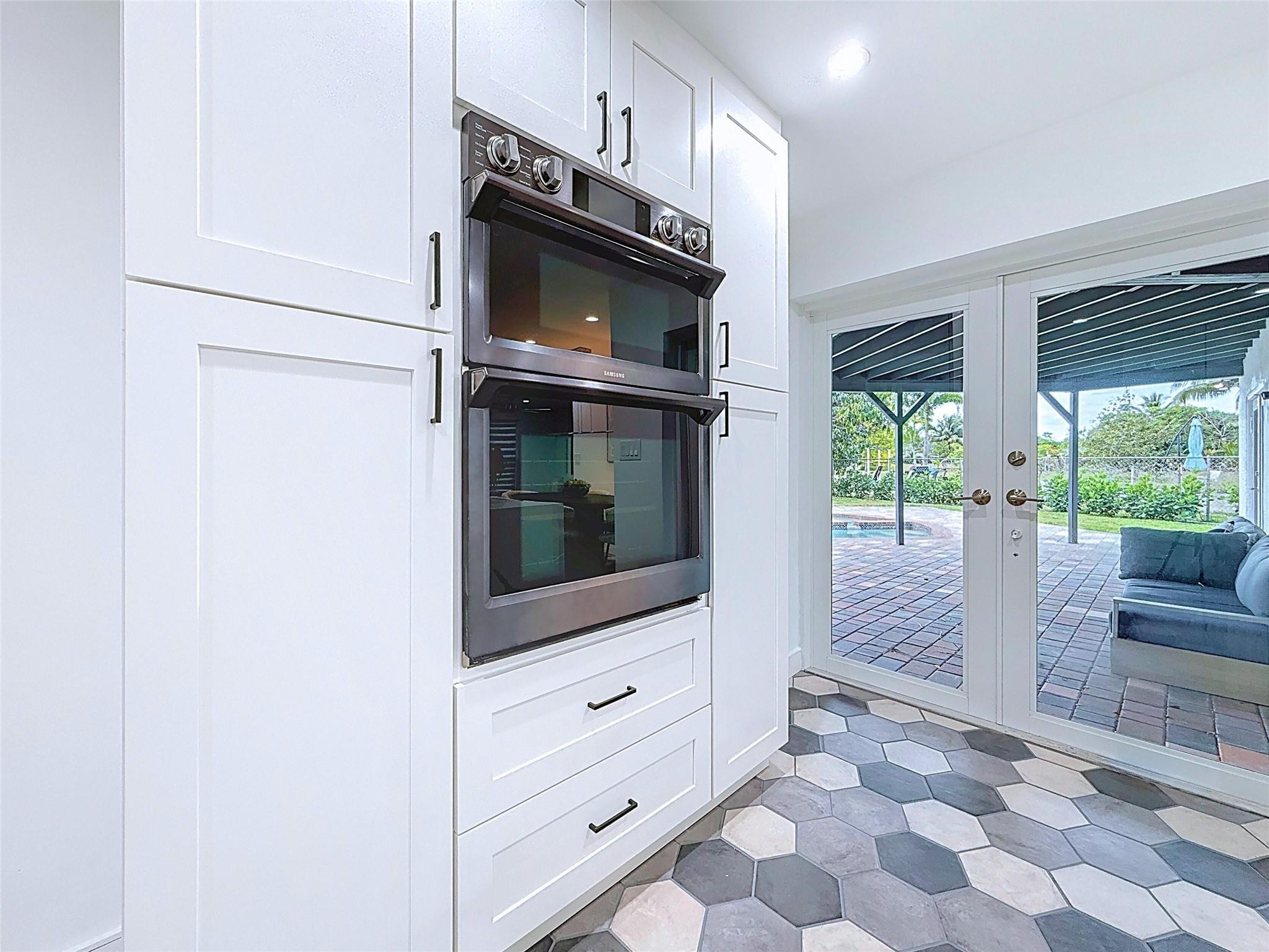 100 NW 65th Avenue
