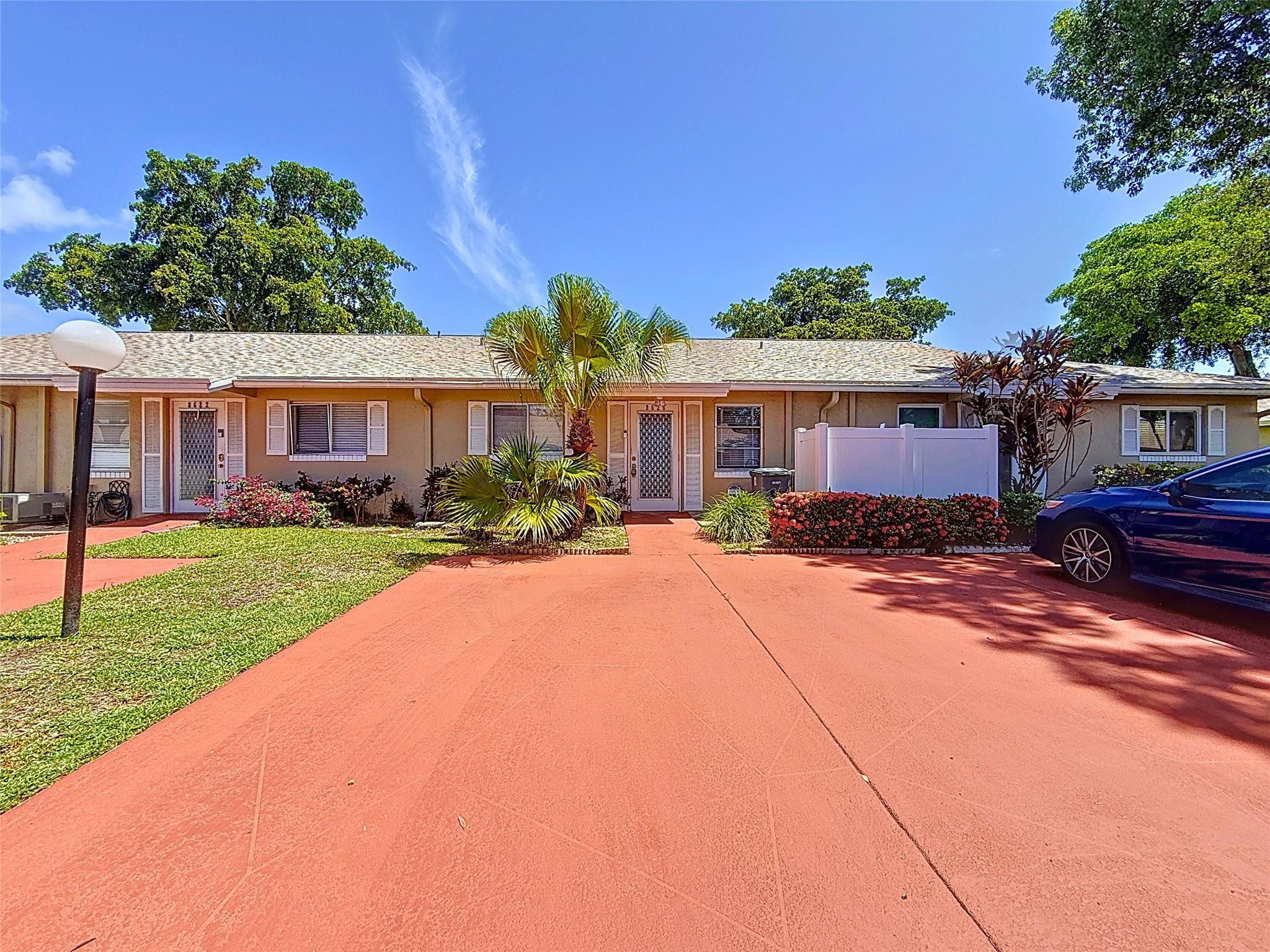 8626 Dreamside Ln 8626