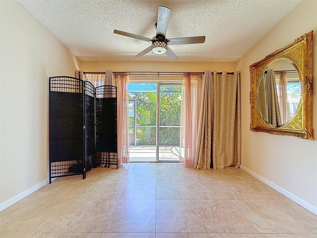 8626 Dreamside Ln 8626