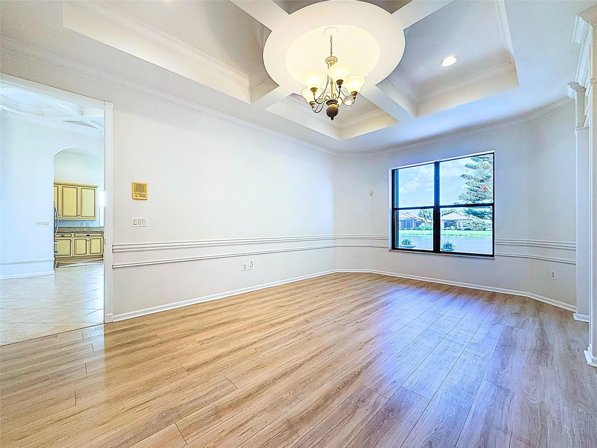 6874 Fabiano Cir