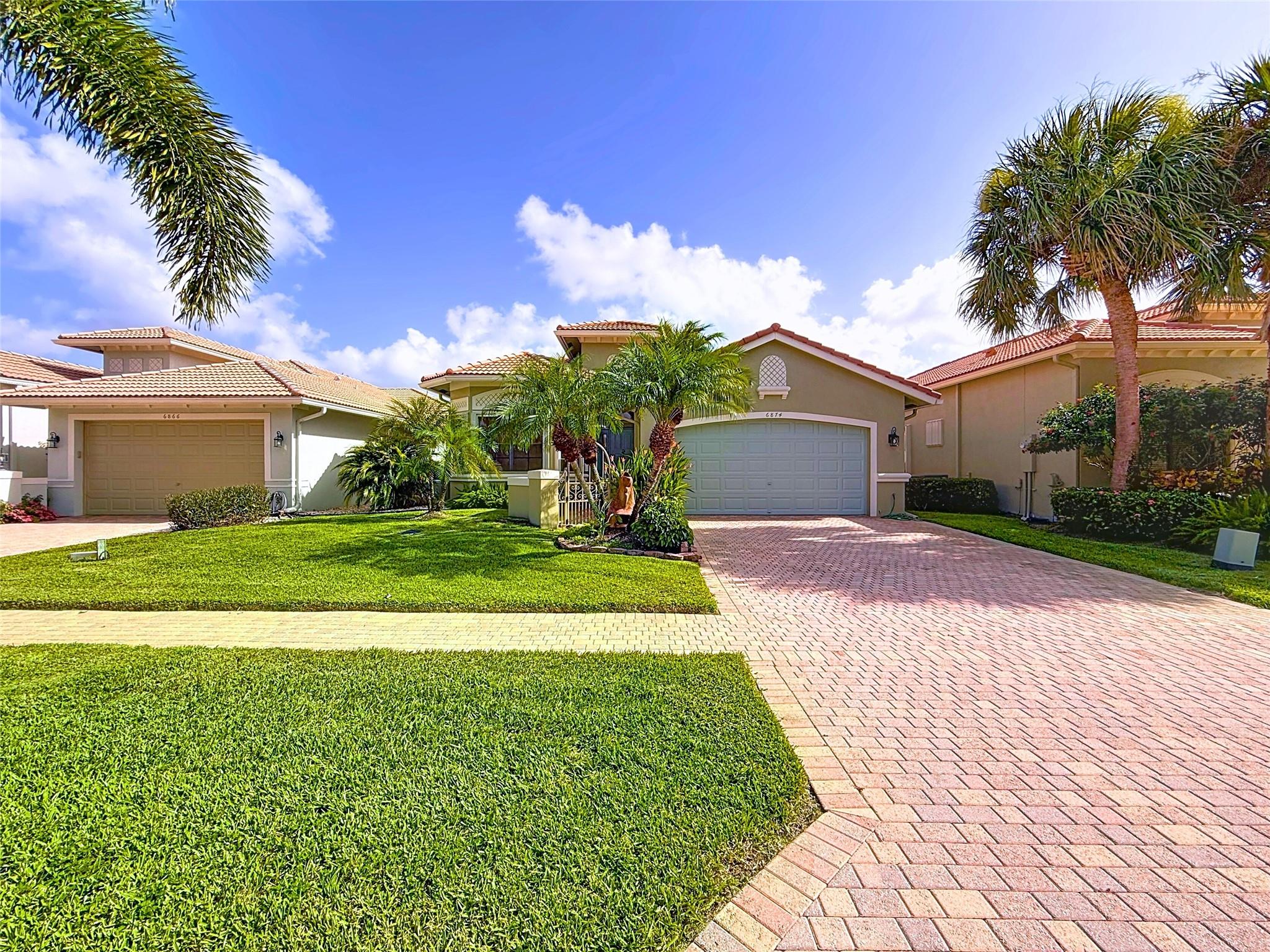 6874 Fabiano Cir