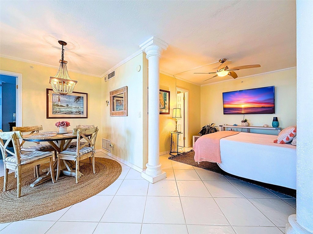 1505 N Riverside Drive 1106