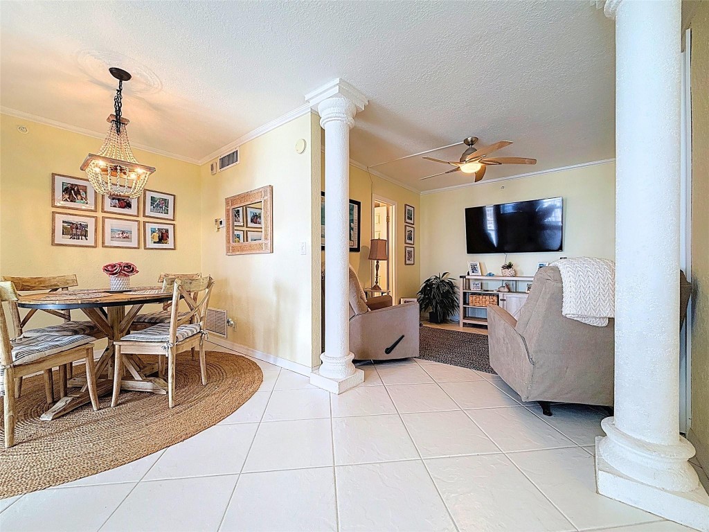 1505 N Riverside Drive 1106