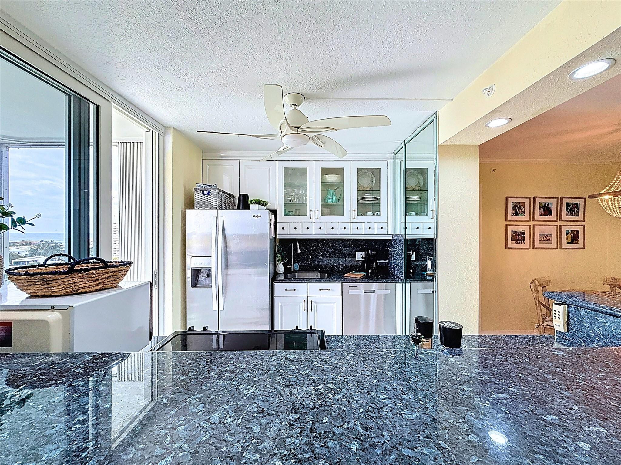 1505 N Riverside Drive 1106