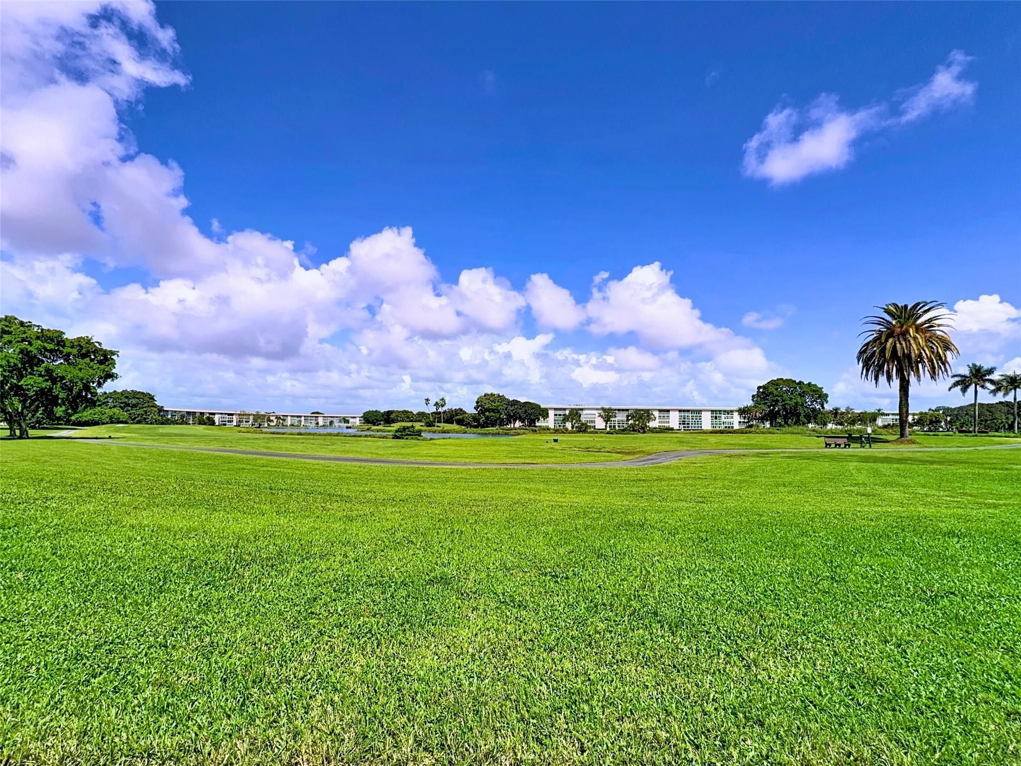 2801 Victoria Way K1