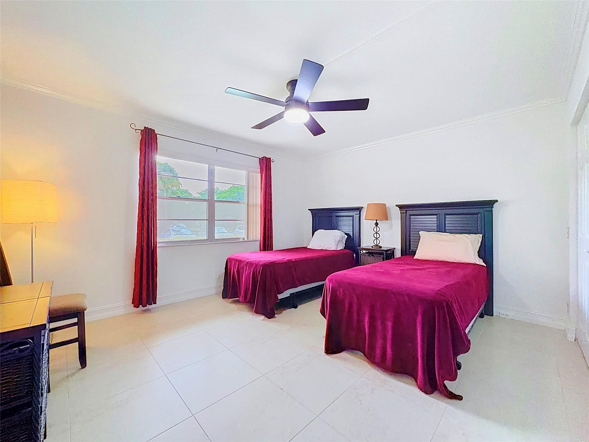2801 Victoria Way K1