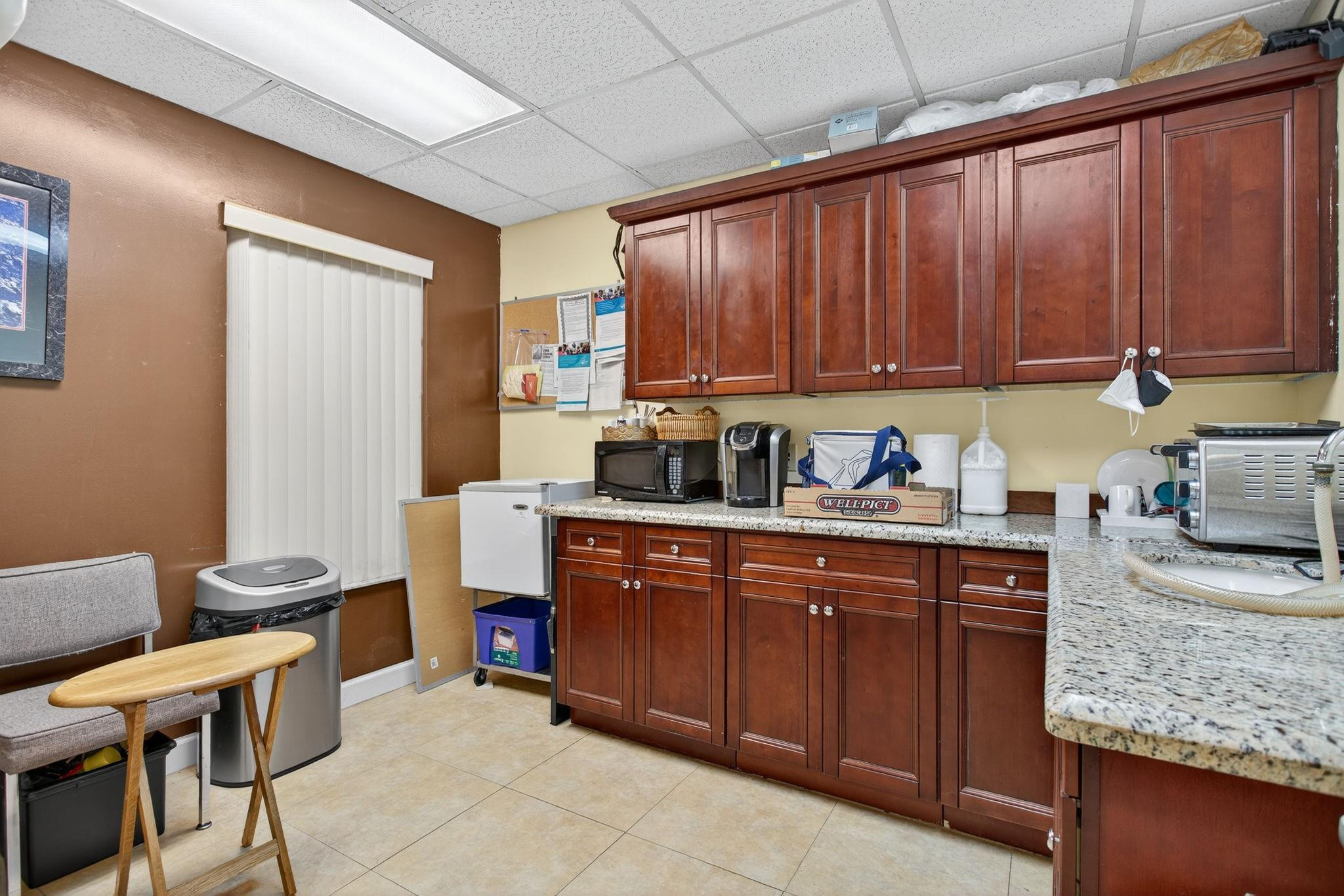 7471 W Oakland Park Boulevard