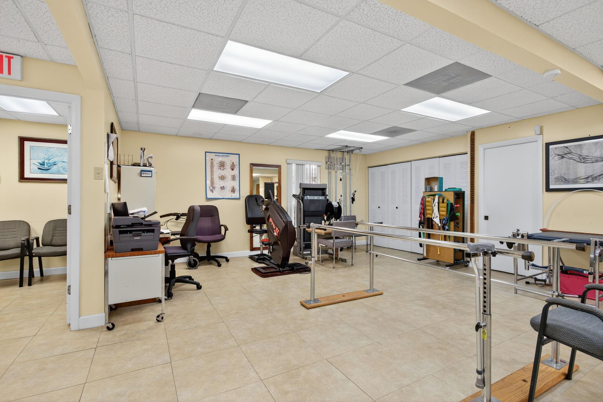 7471 W Oakland Park Boulevard