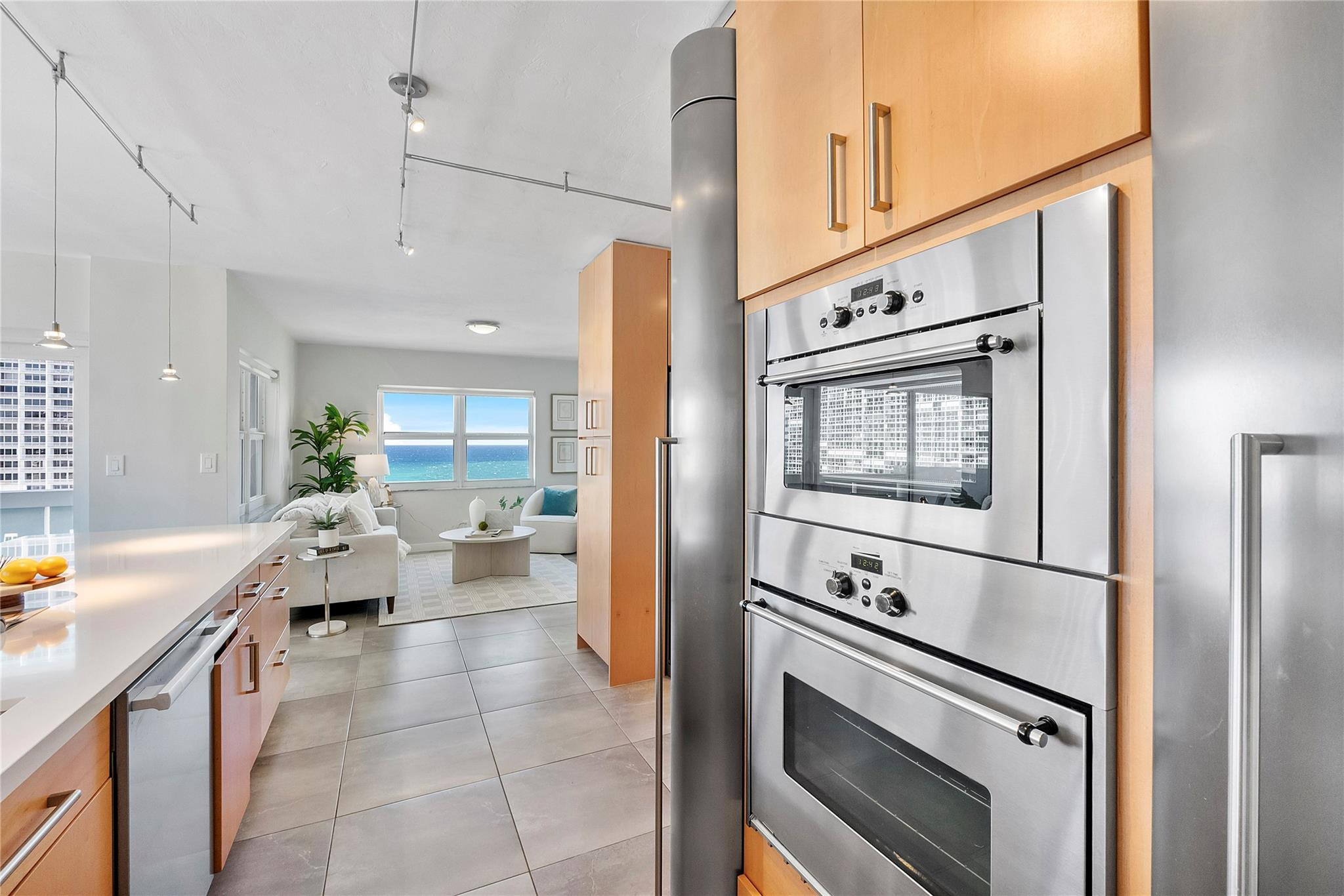 2100 S Ocean Drive 15A