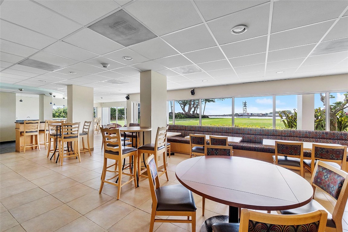 2100 S Ocean Drive 15A