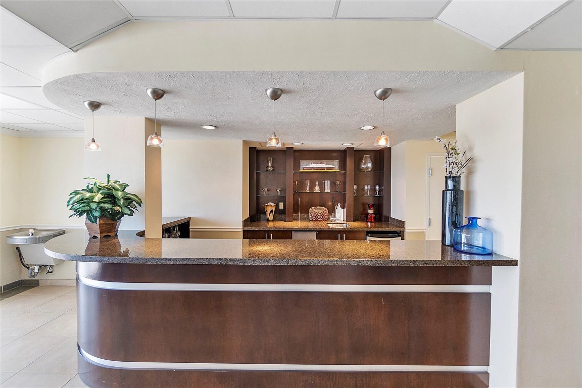 2100 S Ocean Drive 15A