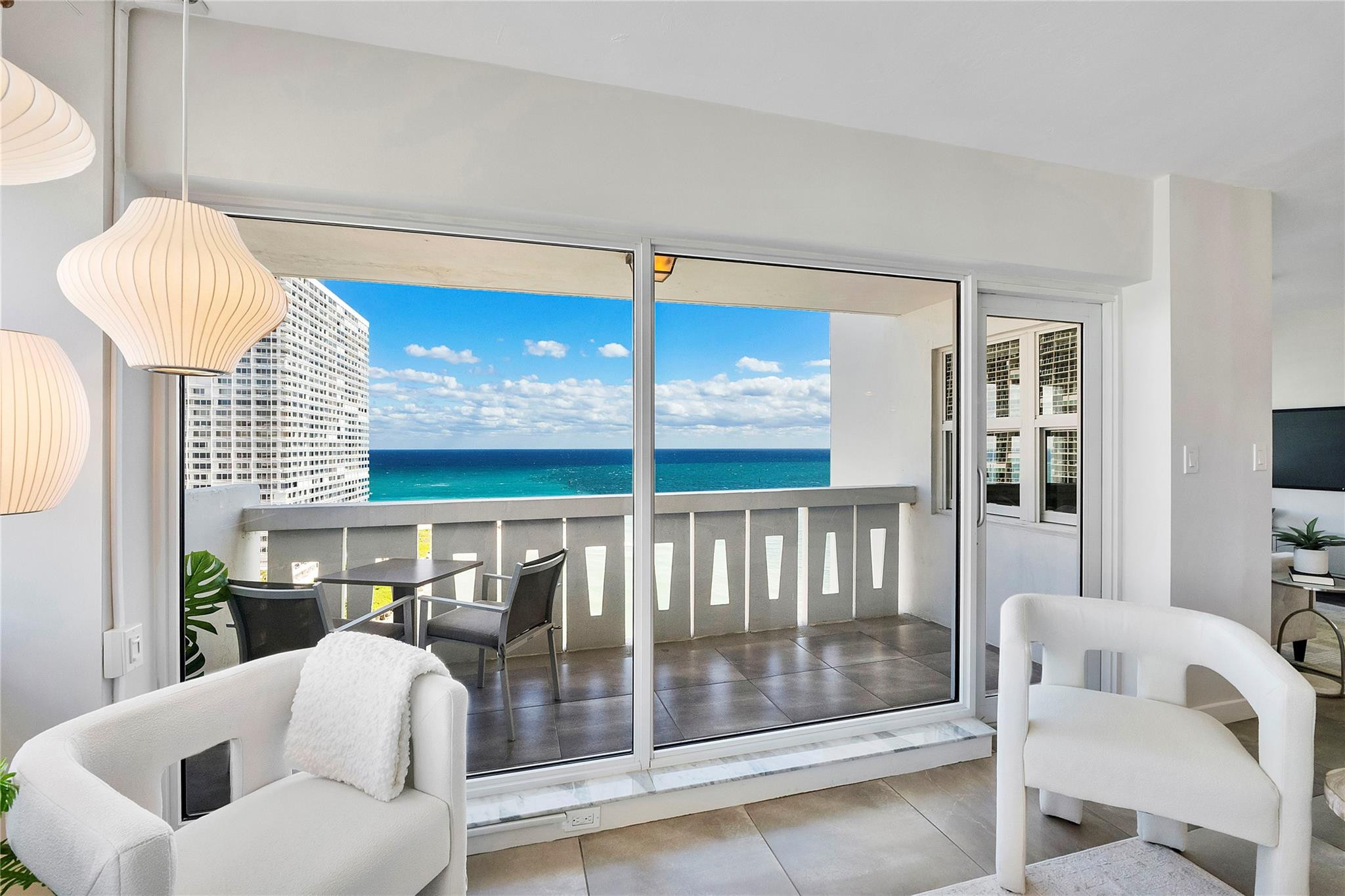 2100 S Ocean Drive 15A