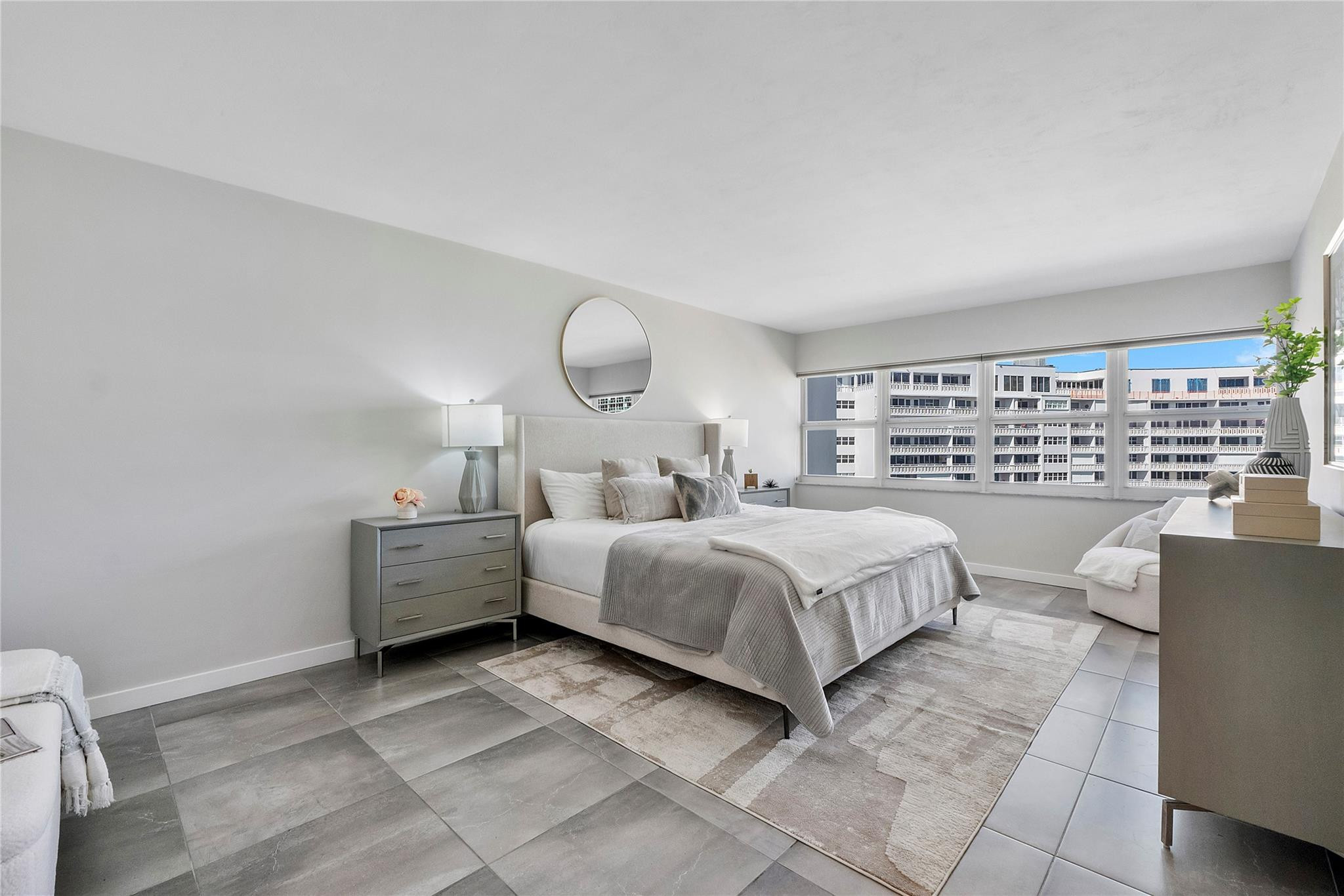 2100 S Ocean Drive 15A