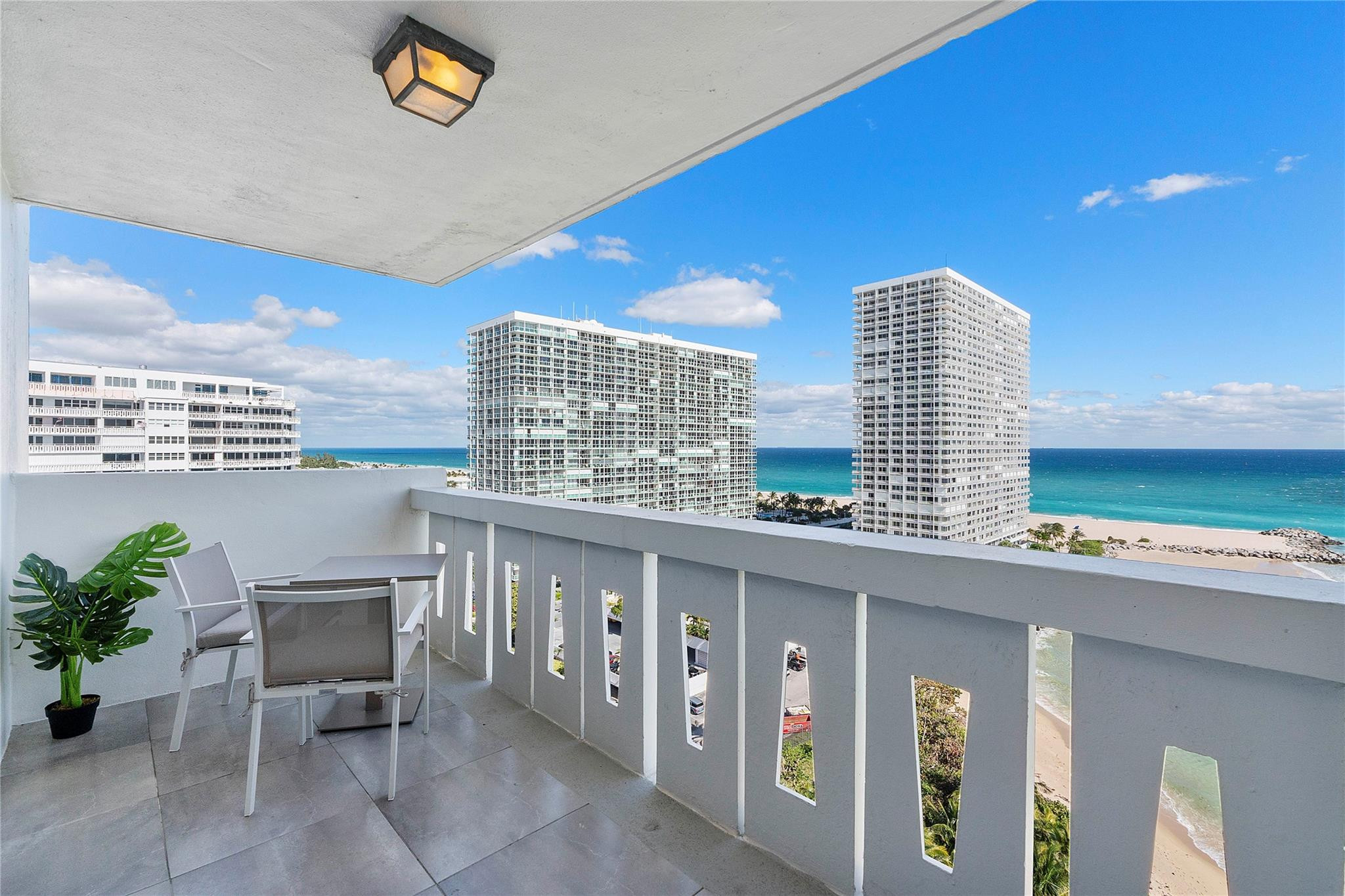 2100 S Ocean Drive 15A