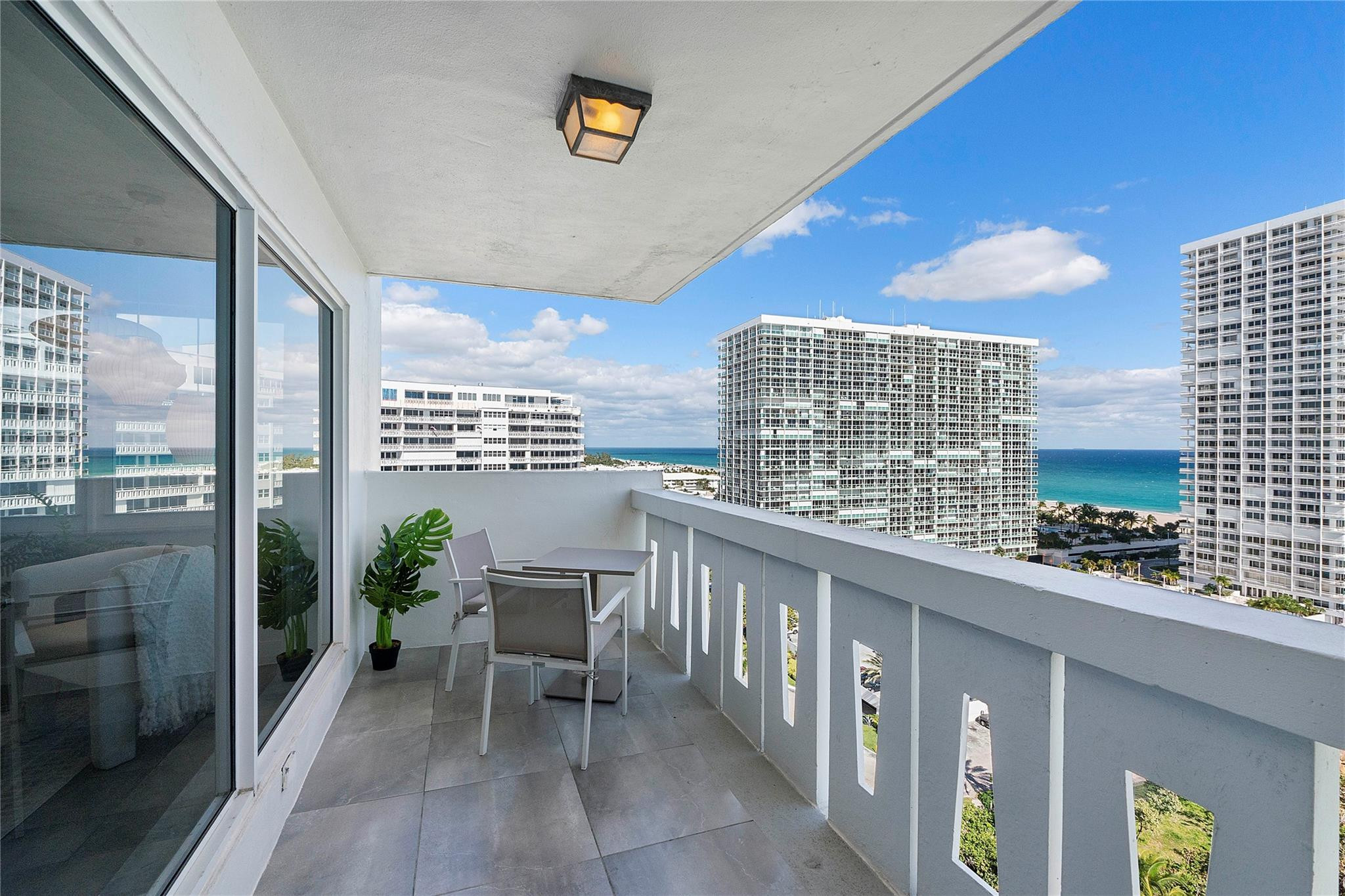 2100 S Ocean Drive 15A