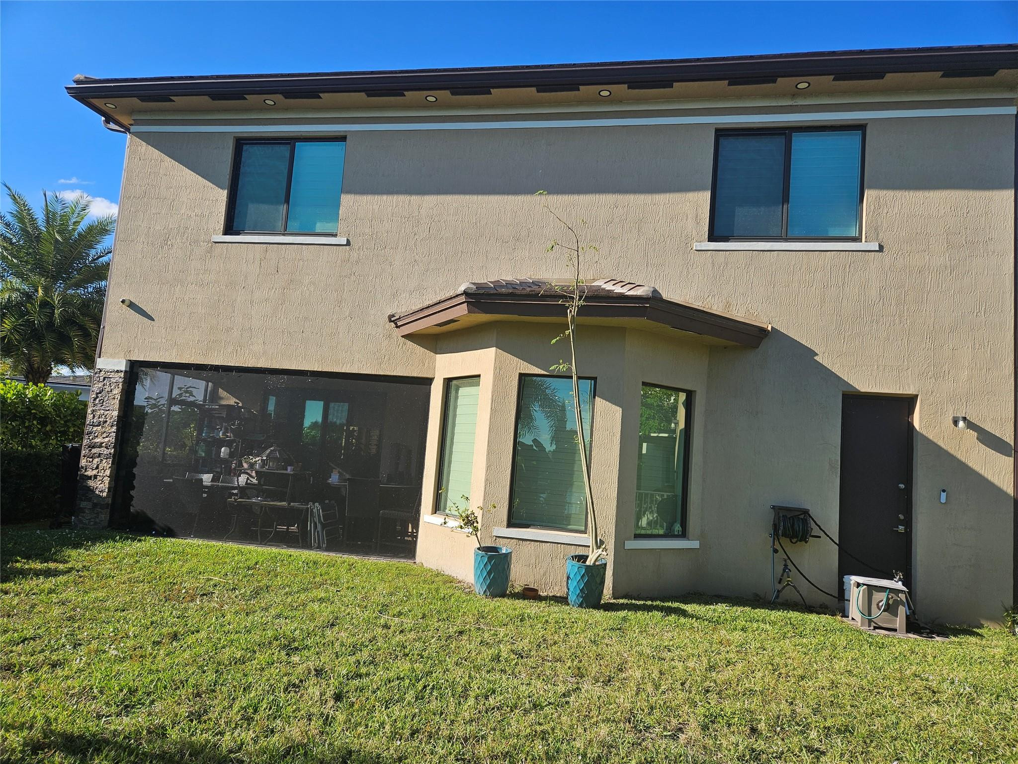 10768 Azul Lane