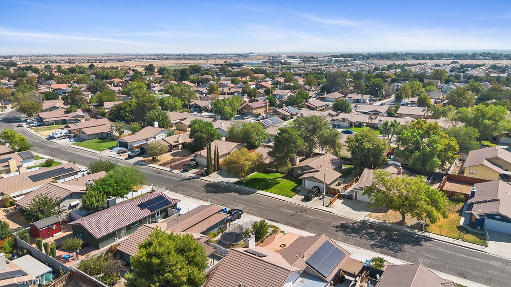 43656 La Paz Lane
