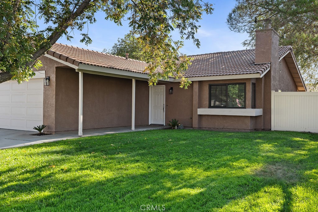 43656 La Paz Lane