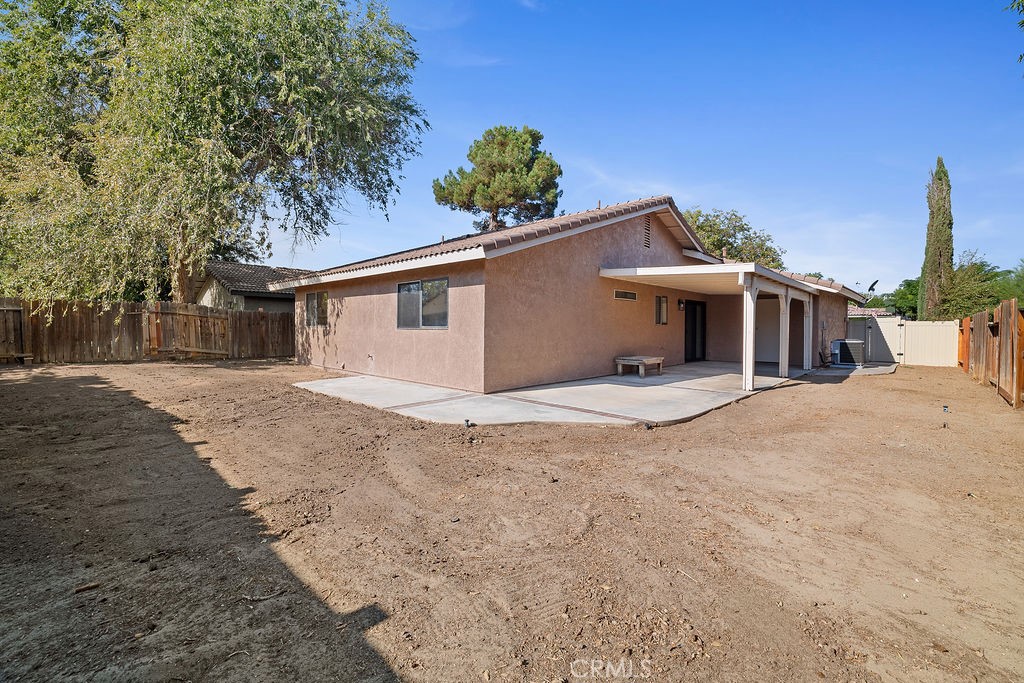43656 La Paz Lane