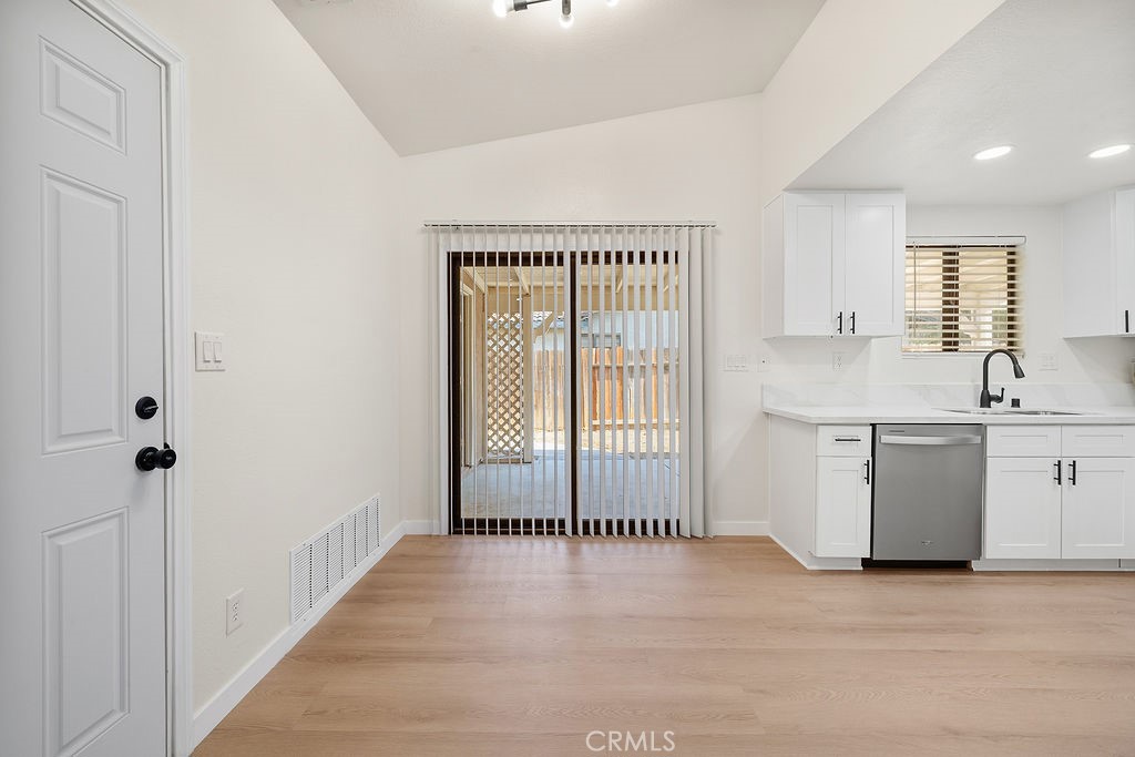 43656 La Paz Lane