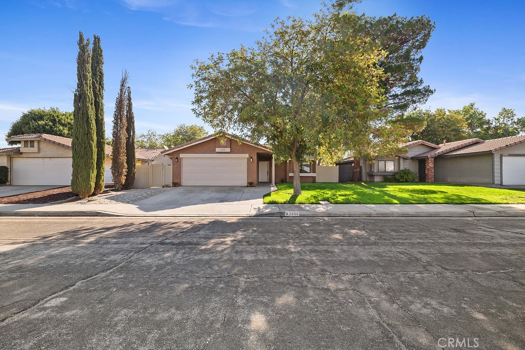 43656 La Paz Lane