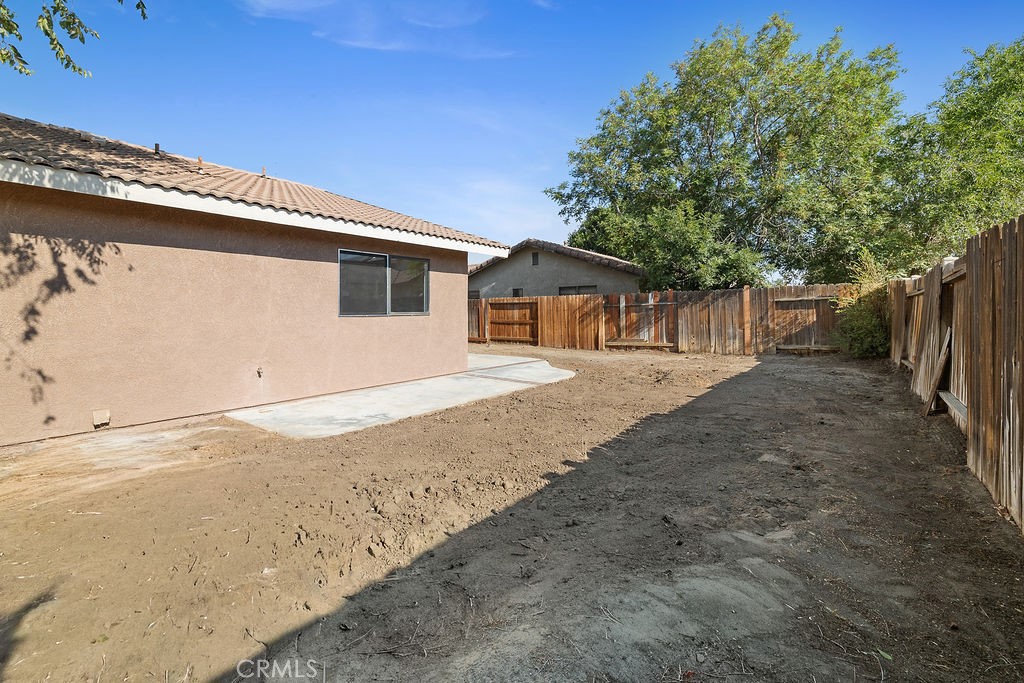 43656 La Paz Lane